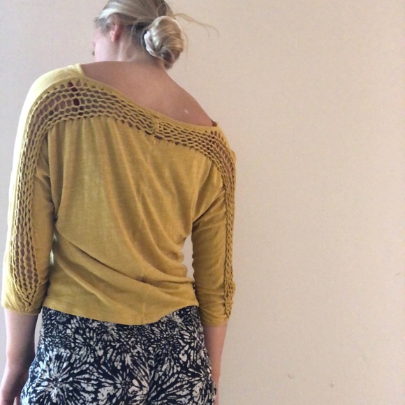 Mustard Yellow Top - Picture 4 of 4